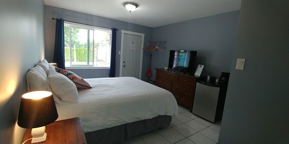 Naramata Courtyard Suites Exteriér fotografie